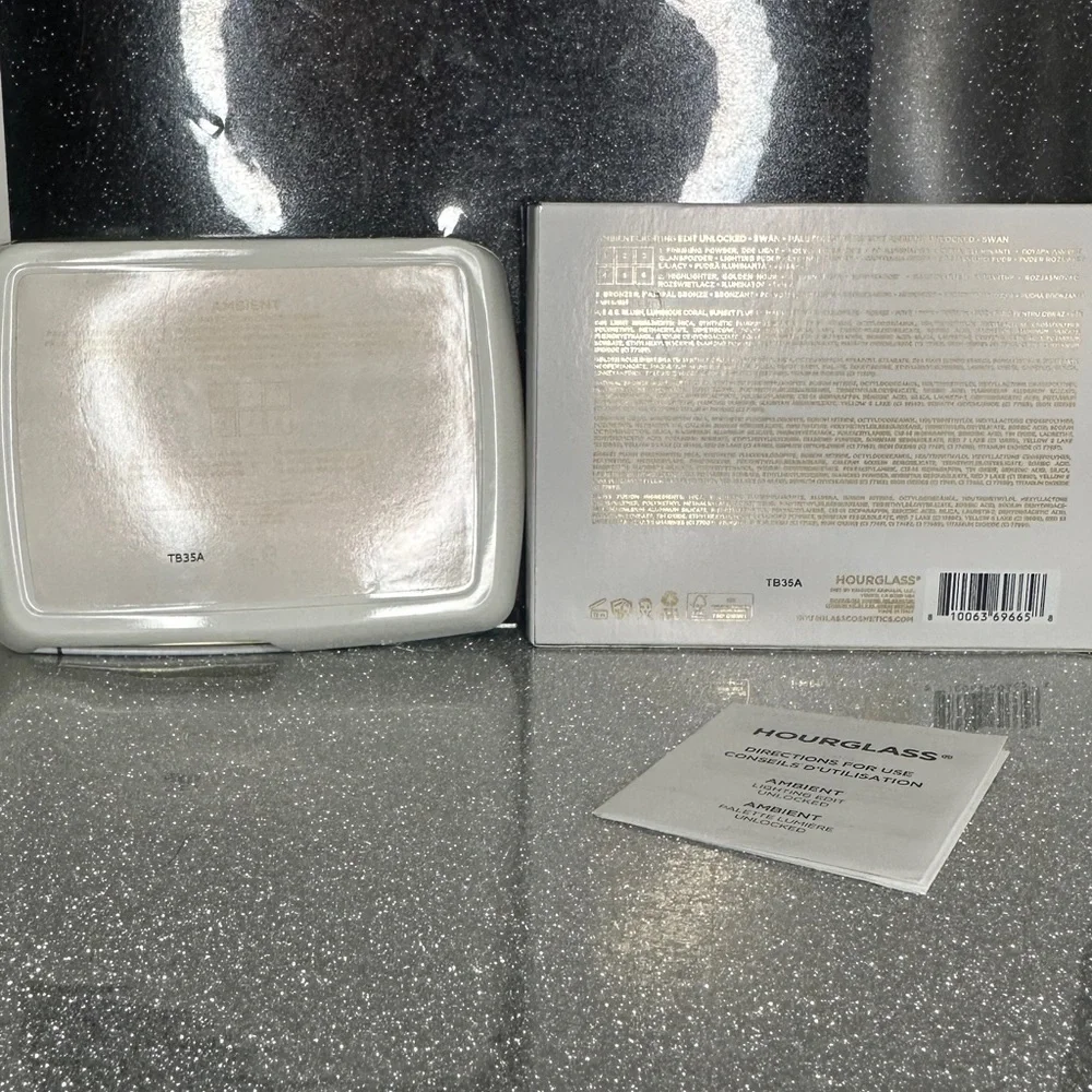 Hourglass Swan Ambient Lighting Edit limited edition 2025 NIB